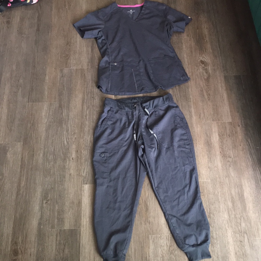 Med Couture Scrub Set